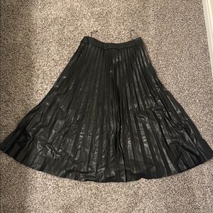 Ces Femme Black A-Line Pleated Skirt